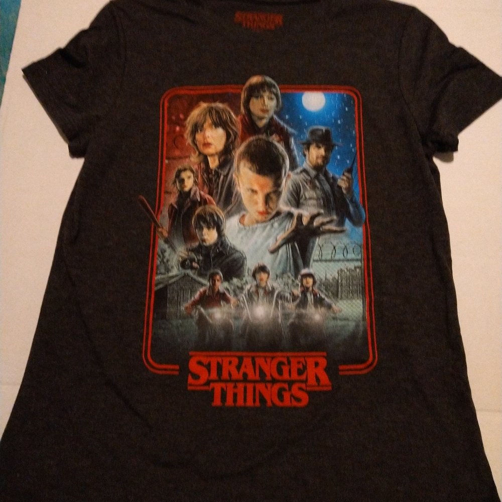 Junior Tee shirt- Stranger Things Netflix series